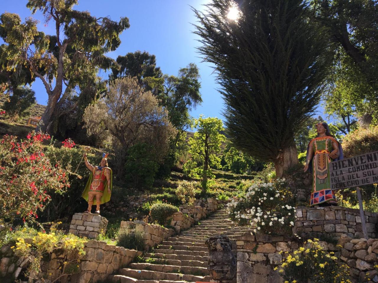 Hostal palacio del inca Comunidad Yumani Esterno foto